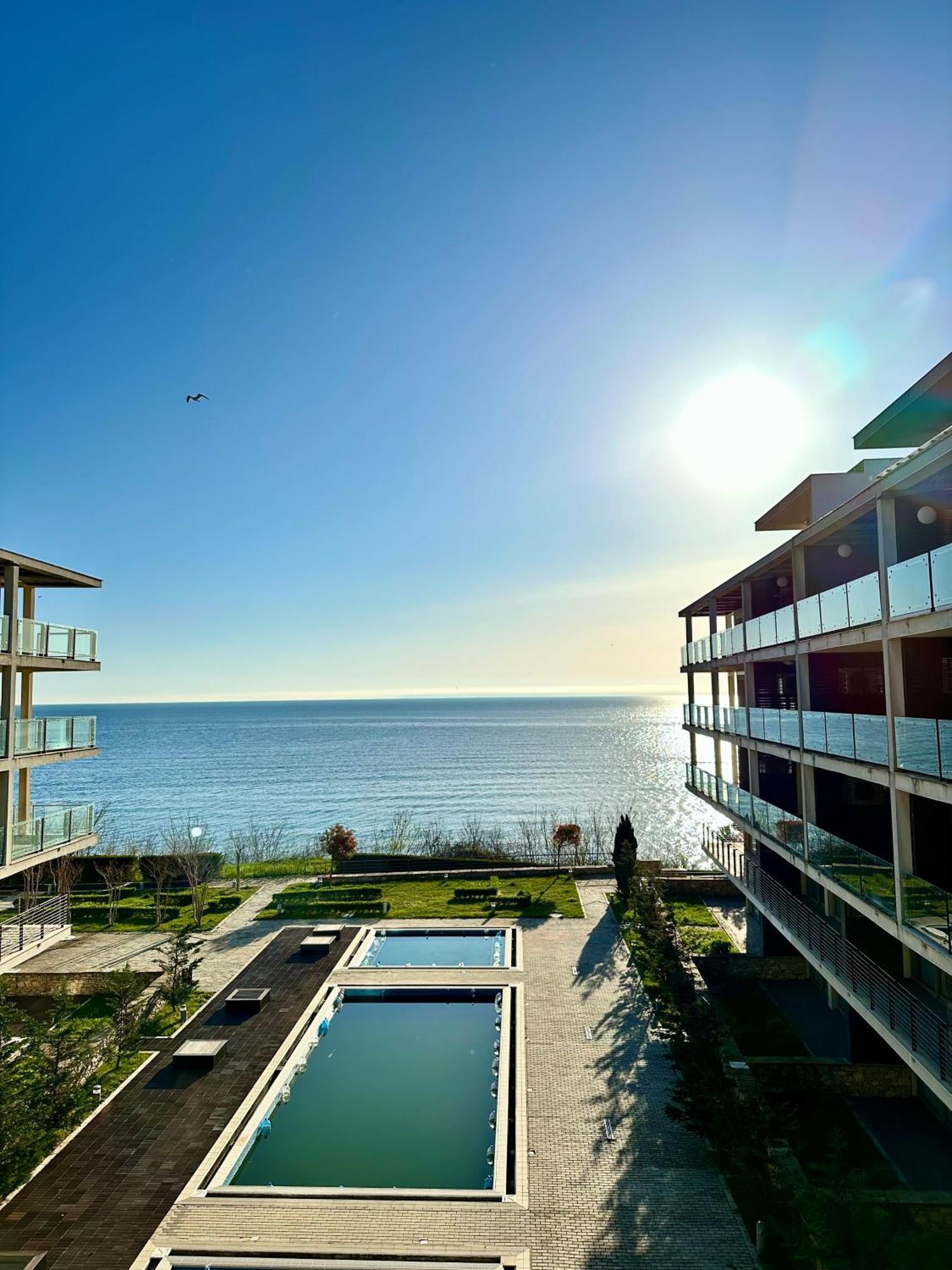 Appartamento Sea View Penthouse Obzor Esterno foto